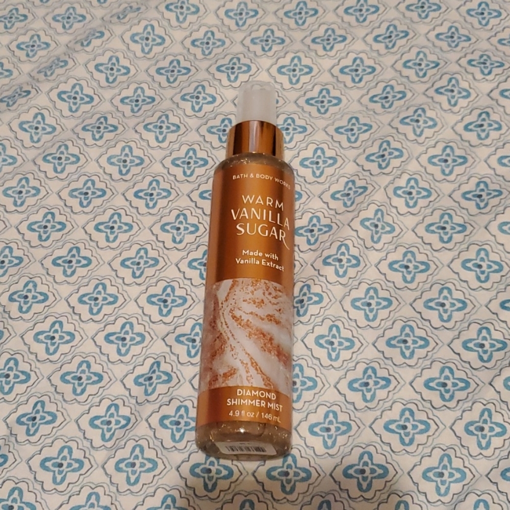 New! Warm vanilla sugar shimmer mist
